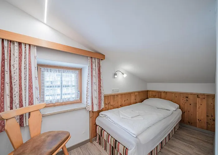 Roeck Xl Διαμέρισμα